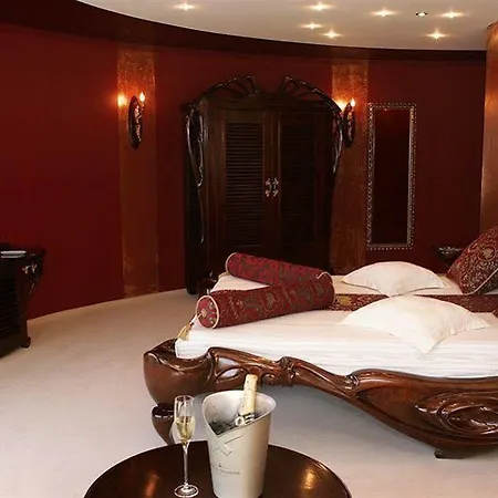 Port 4*