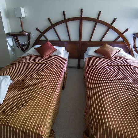 Port Hotel 4*