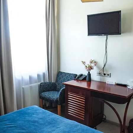 Port Hotel
