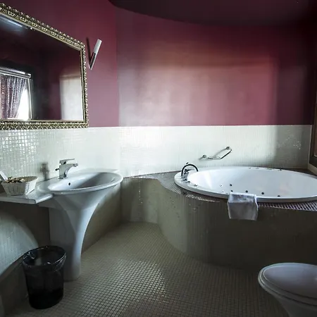 Port Hotel 4*